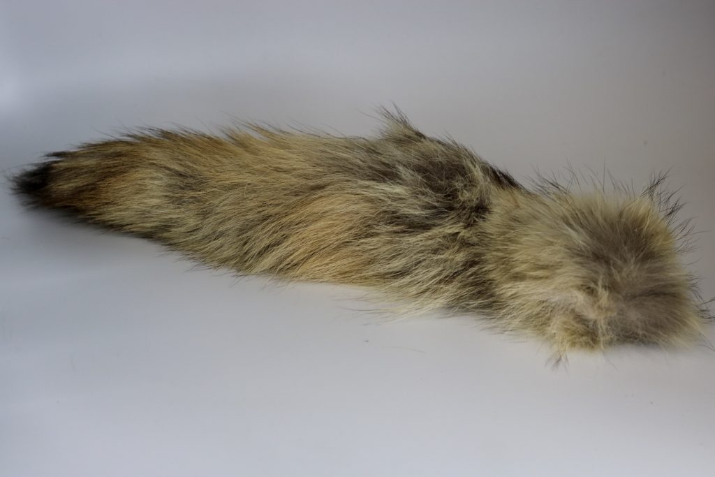 Red fox tail - Centralia Fur & Hide