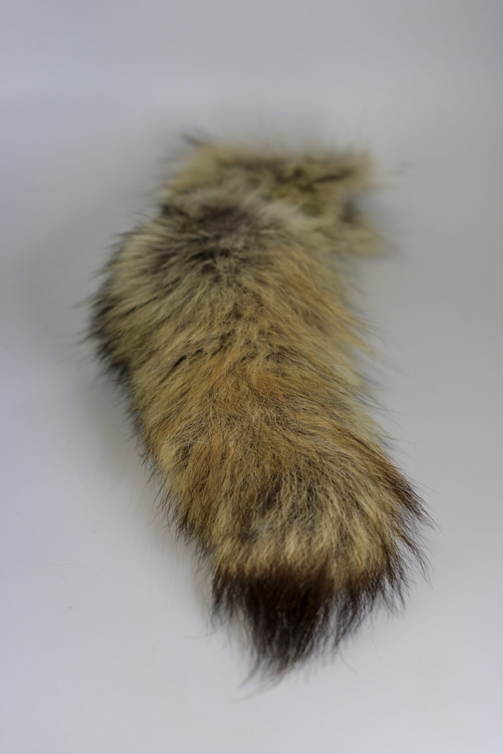 Red fox tail - Centralia Fur & Hide