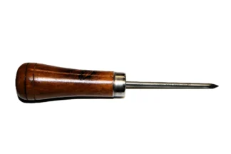 Tri-tip wood handle awl